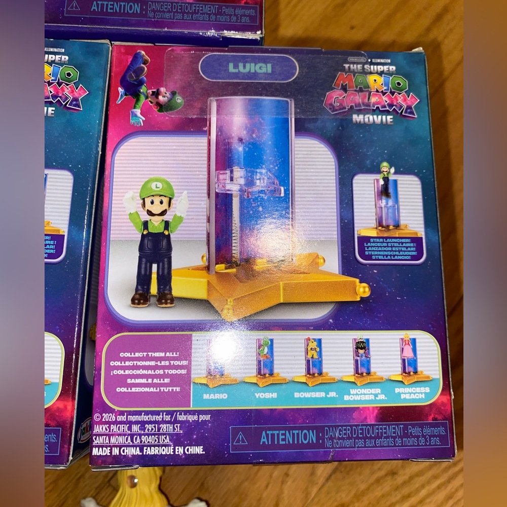 Super Mario Galaxy Movie–1.5” Figures w/Star Launcher Bundle Mario, Luigi, Yoshi - Picture 12 of 13